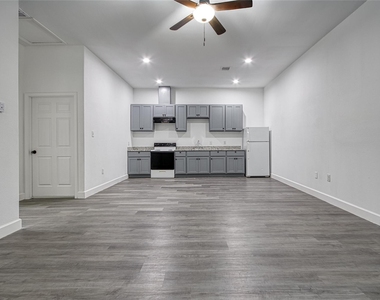 14310 1/2 Unit T Sweeney Road - Photo Thumbnail 3
