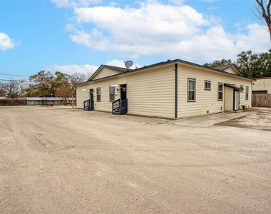 14310 1/2 Unit T Sweeney Road - Photo Thumbnail 1