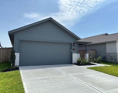 14150 Granger Pointe Lane - Photo Thumbnail 1