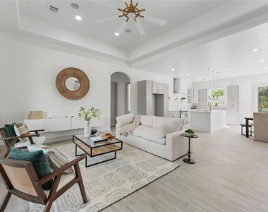 70 N Pine Harbour Drive - Photo Thumbnail 2