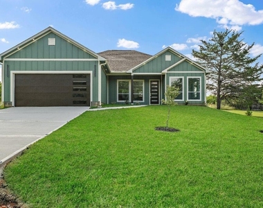 70 N Pine Harbour Drive - Photo Thumbnail 1