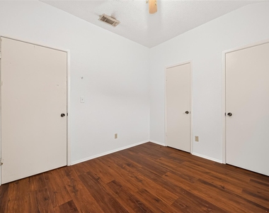 16838 Markridge Drive - Photo Thumbnail 37