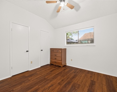 16838 Markridge Drive - Photo Thumbnail 36