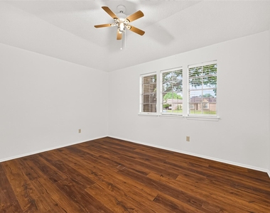16838 Markridge Drive - Photo Thumbnail 34