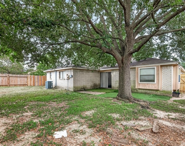 16838 Markridge Drive - Photo Thumbnail 46