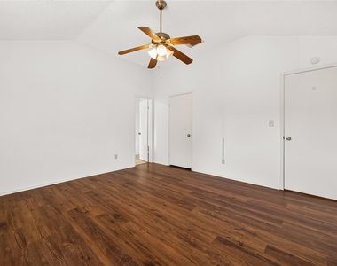 16838 Markridge Drive - Photo Thumbnail 26