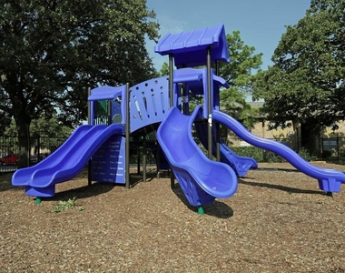2957 Park Square Drive - Photo Thumbnail 9