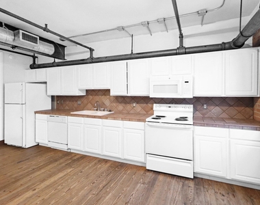 1011 Wood Street - Photo Thumbnail 5