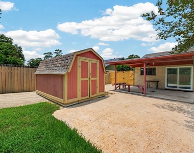 5206 Olana Drive - Photo Thumbnail 29