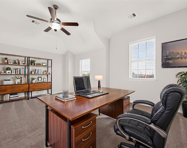 20223 Highfield Park Drive - Photo Thumbnail 14