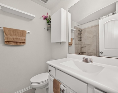 20223 Highfield Park Drive - Photo Thumbnail 19
