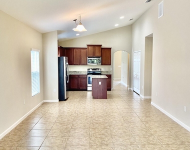 760 Fiddleleaf Circle - Photo Thumbnail 10