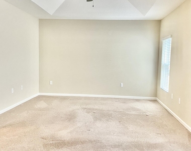760 Fiddleleaf Circle - Photo Thumbnail 16