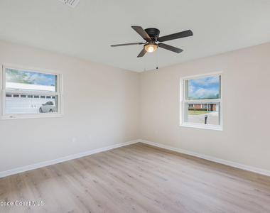 1650 Leach Circle - Photo Thumbnail 12