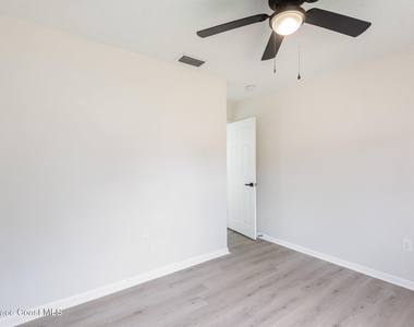 1650 Leach Circle - Photo Thumbnail 21