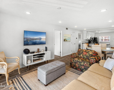 1318 S Miramar Avenue - Photo Thumbnail 14
