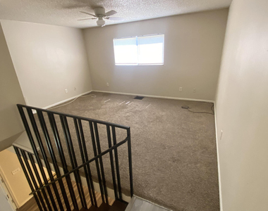 4412 Overlook Drive Ne - Photo Thumbnail 7