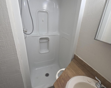 105 Palmetto Avenue - Photo Thumbnail 7