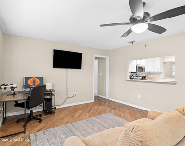 999 Emerald Road Se - Photo Thumbnail 9