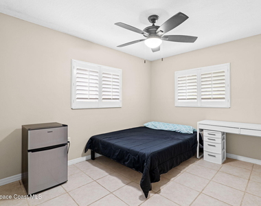 999 Emerald Road Se - Photo Thumbnail 7
