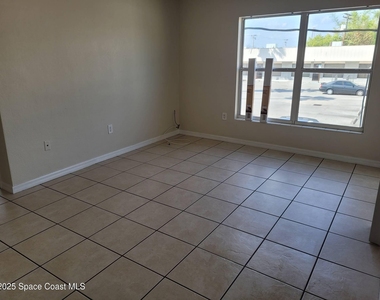 130 Bouganvillea Drive - Photo Thumbnail 2