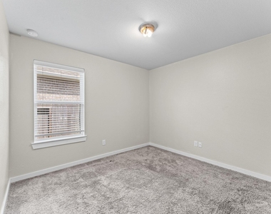 31502 Kailua Drive - Photo Thumbnail 11