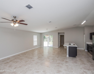 2601 Tennyson Avenue Se - Photo Thumbnail 3