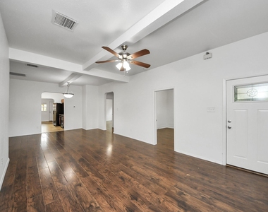 4314 6th Street - Photo Thumbnail 6