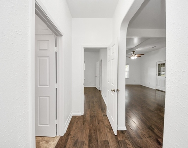 4314 6th Street - Photo Thumbnail 20