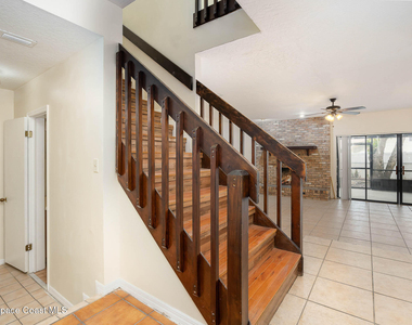 1911 Cashew Courtway - Photo Thumbnail 12
