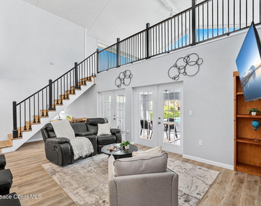 975 Oak Street - Photo Thumbnail 15