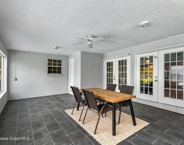 975 Oak Street - Photo Thumbnail 27