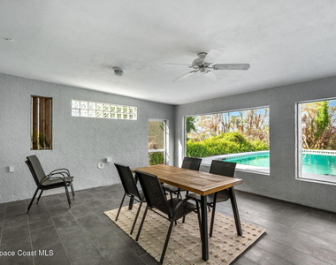 975 Oak Street - Photo Thumbnail 30