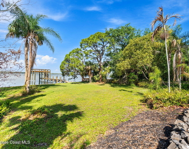 975 Oak Street - Photo Thumbnail 63