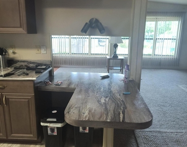 1609 Ridge Drive - Photo Thumbnail 10