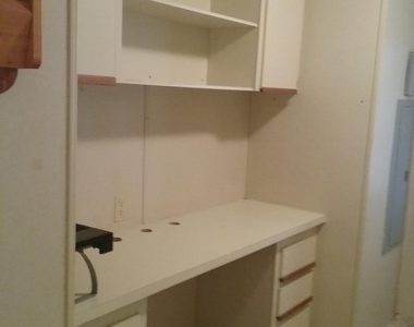 1609 Ridge Drive - Photo Thumbnail 14