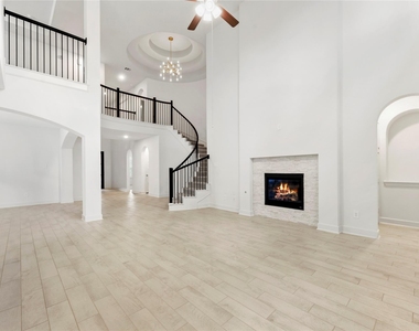 981 Cortez Creek Drive - Photo Thumbnail 6