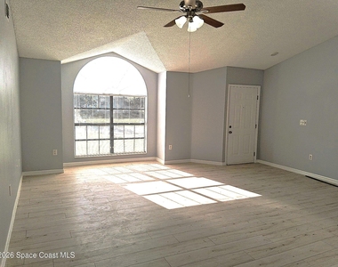 426 Jupiter Boulevard Nw - Photo Thumbnail 1