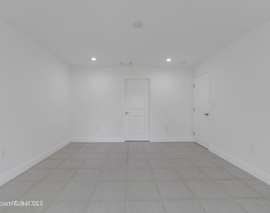 2310 Madrid Avenue Se - Photo Thumbnail 11
