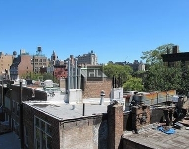 Barrow Street - Photo Thumbnail 6