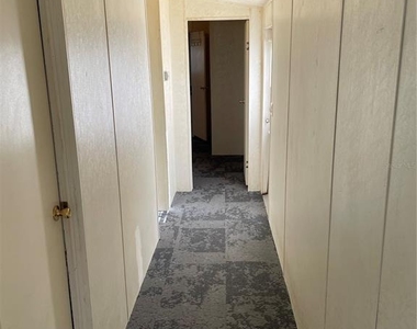 8929 Honeywell Road - Photo Thumbnail 12