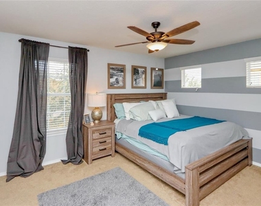 4724 Somerset Hill Lane - Photo Thumbnail 11