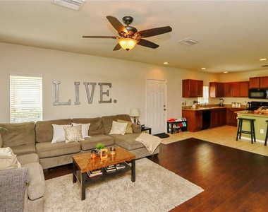 4724 Somerset Hill Lane - Photo Thumbnail 2