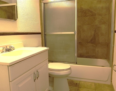 7980 52nd Street N - Photo Thumbnail 24