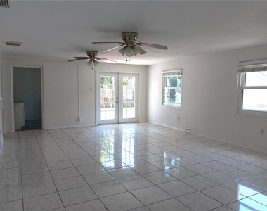 7980 52nd Street N - Photo Thumbnail 13