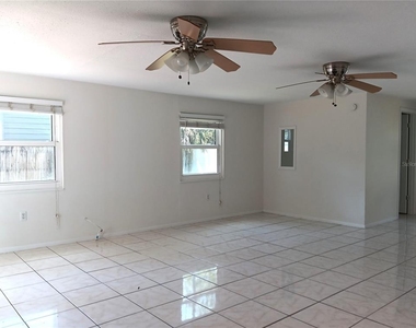 7980 52nd Street N - Photo Thumbnail 14