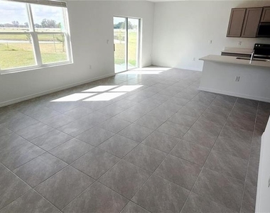 32813 Osprey Peak Way - Photo Thumbnail 9