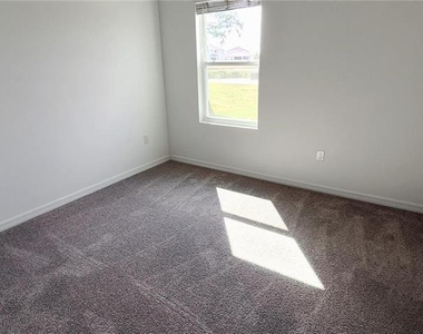 32813 Osprey Peak Way - Photo Thumbnail 21