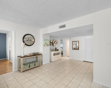 17400 Gulf Boulevard - Photo Thumbnail 18