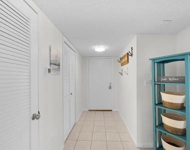 17400 Gulf Boulevard - Photo Thumbnail 19